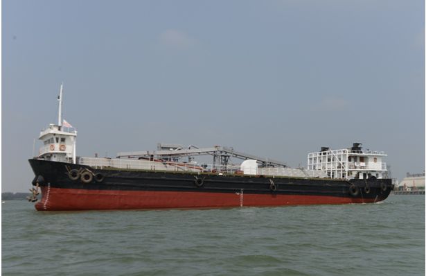 船舶买卖出售3艘1000吨内河港澳线散装水泥运输船