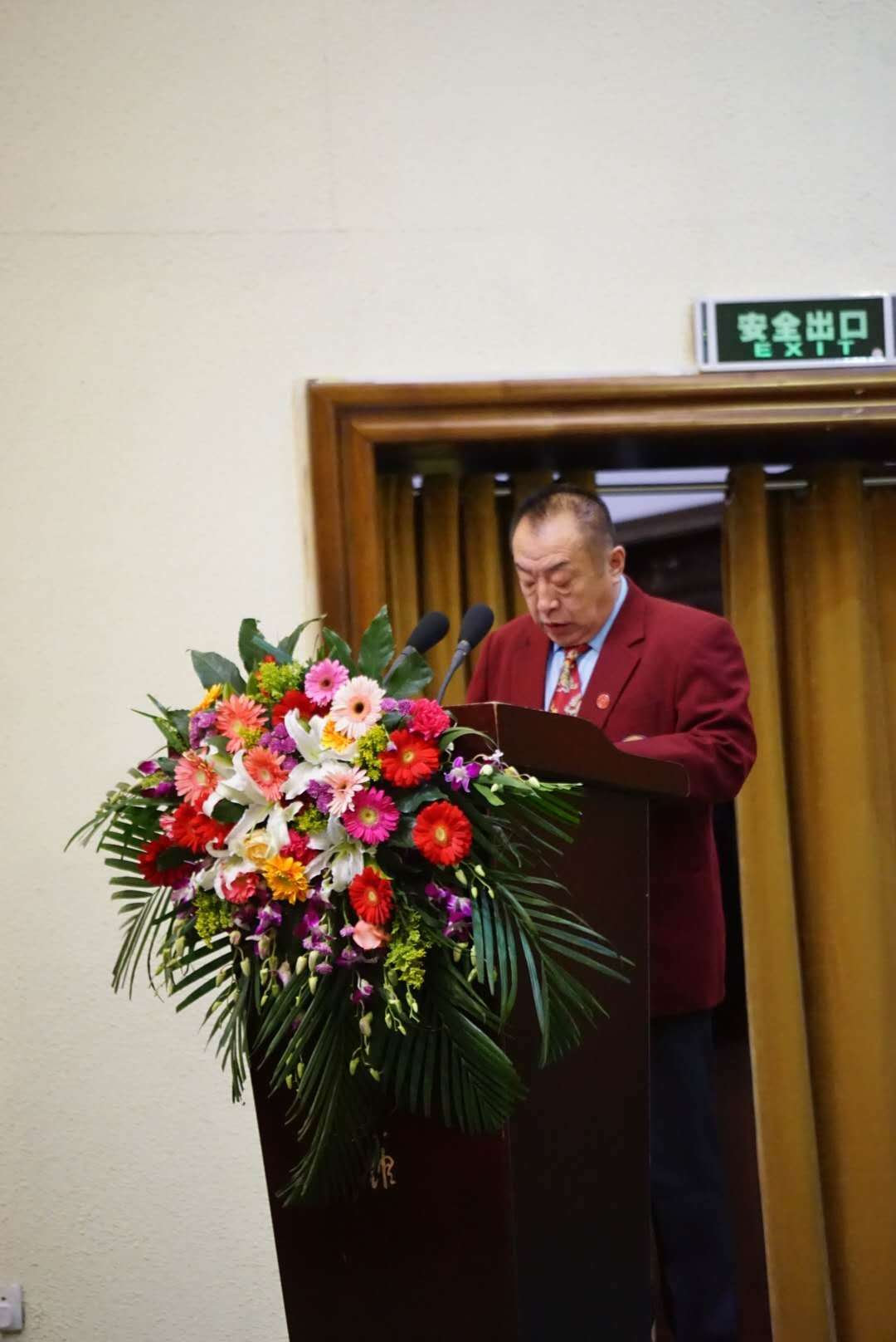 黑龙江省餐饮烹饪协会第六届会员代表大会在哈尔滨和平邨宾馆召开