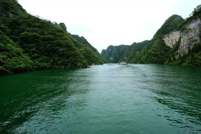 厚重的文化,有國家級的文物古蹟-青龍洞,有國家級自然風景區-陽河,有