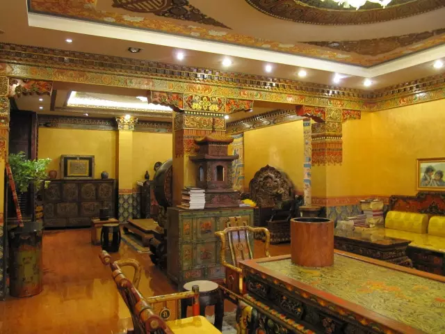 藏式家具:绚丽华贵中见信仰