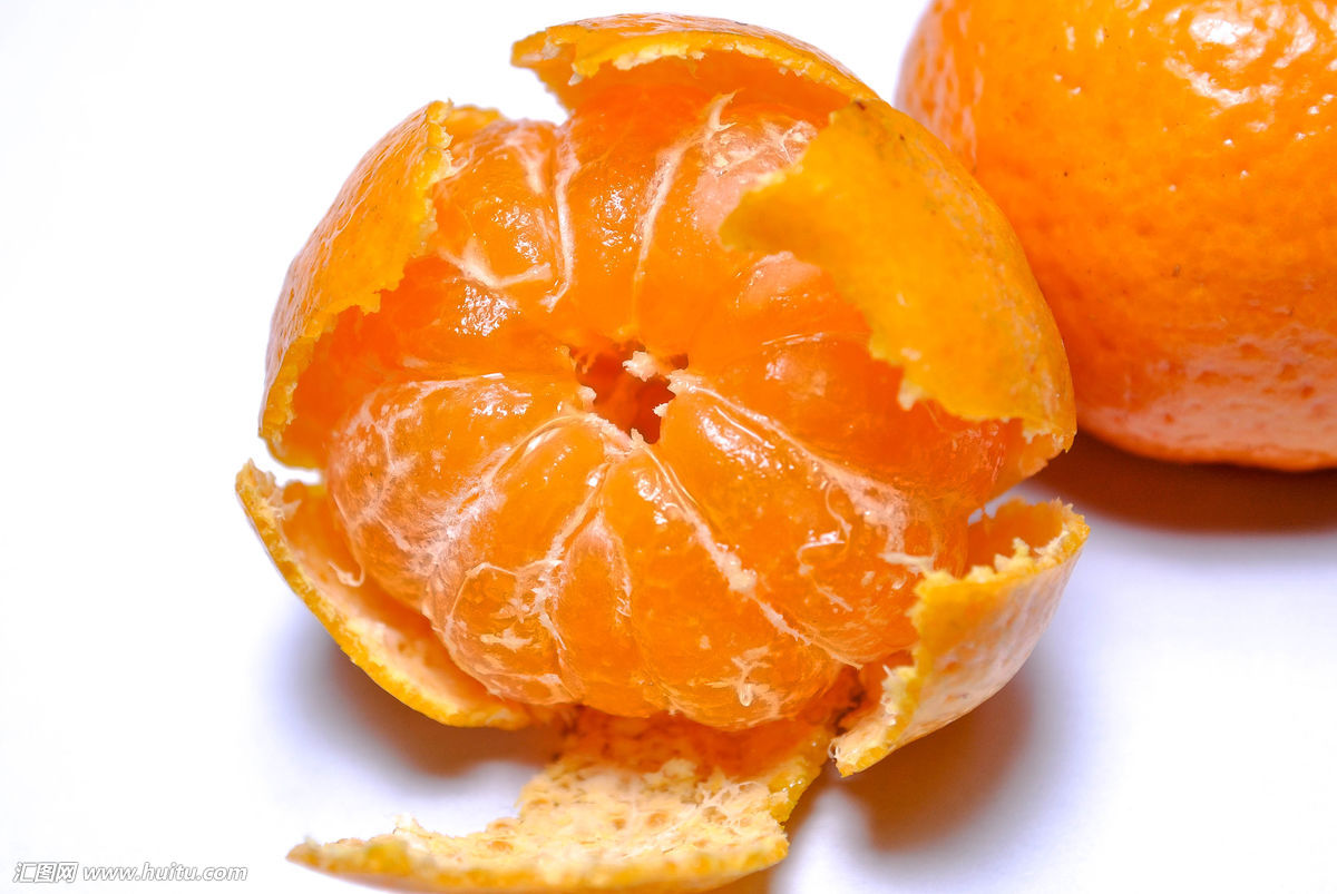 橘皮:为橘及其栽培变种的成熟果皮味辛而微苦,温,入脾,肺经