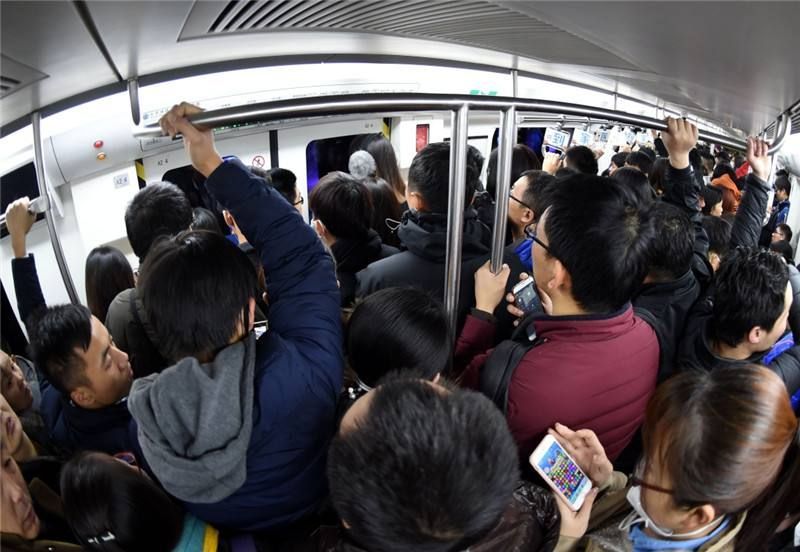 北京地铁可手机查询拥挤度 尚属全球首例