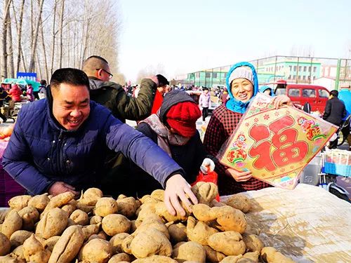 房山梨园村大集图片