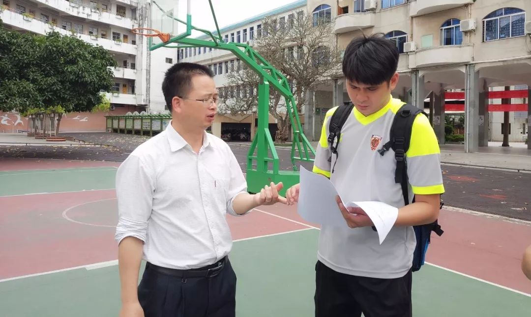 双捷中心小学校长图片图片