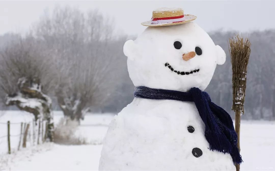 堆雪人虽然不知道今天的雪