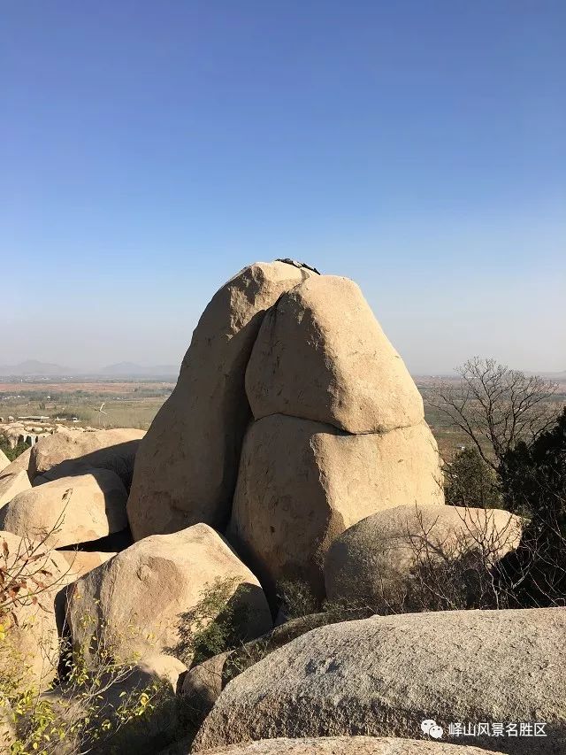 峄山甘露池图片