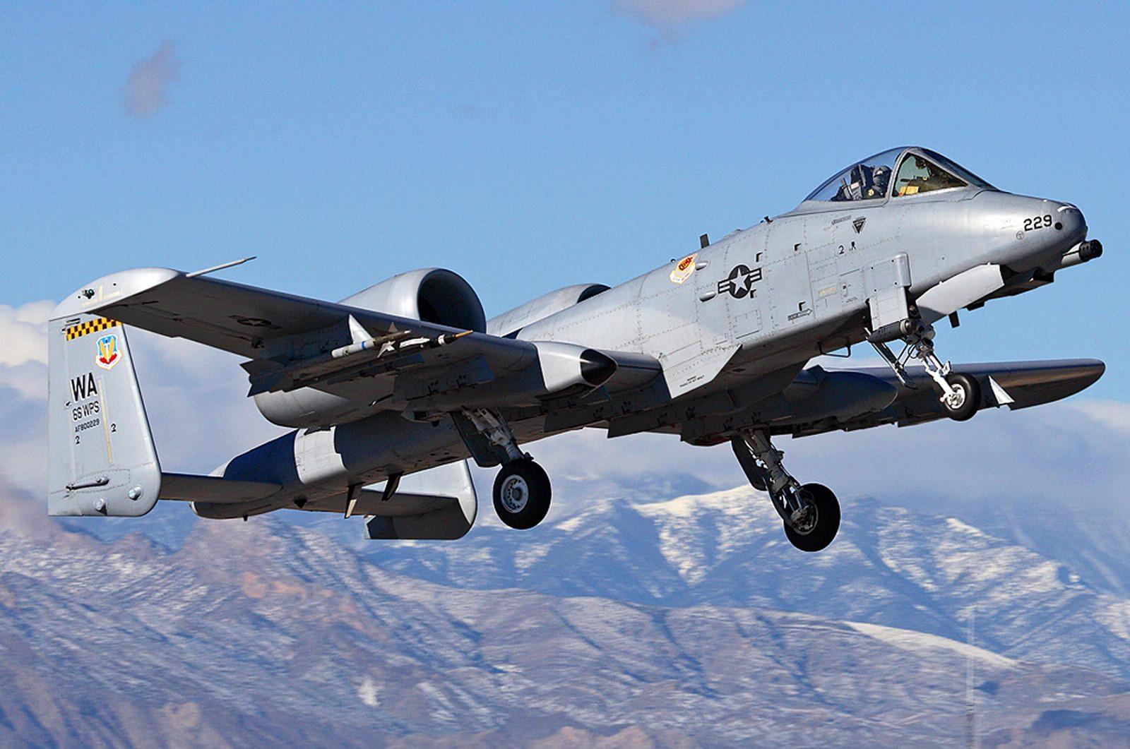 美国空军寻求a10攻击机的替代者两战机其貌不扬但战力强悍