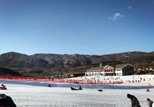 青岛高山滑雪场图片