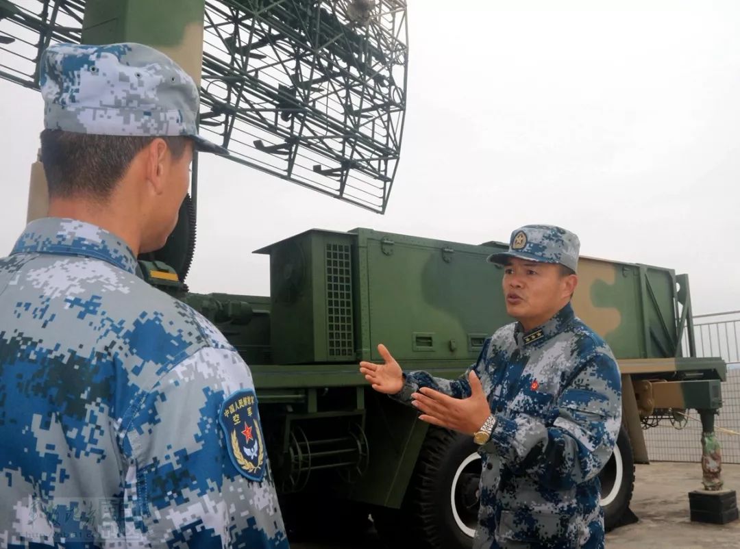 南部戰區空軍雷達某旅前哨先鋒先進典型頒獎典禮側記