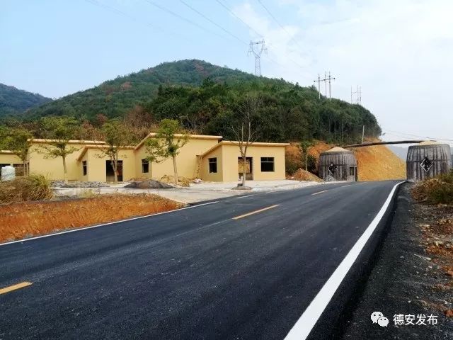 通车后,对完善德安县义门陈景区的路网及旅游开发建设具有重要意义,将