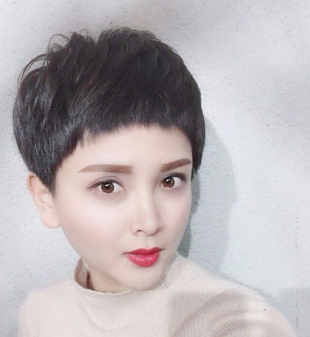 发型:2018春节流行烫纹理