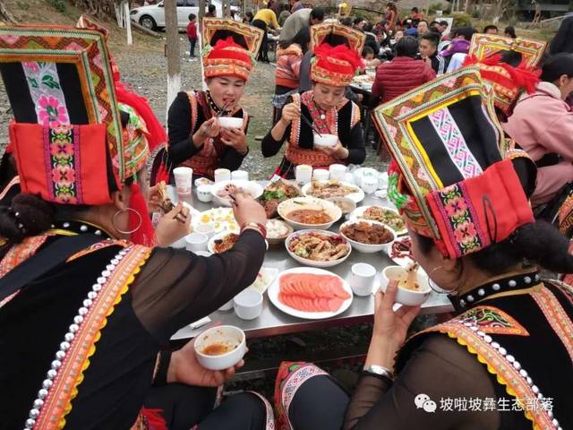 峨山首届彝族杀猪饭