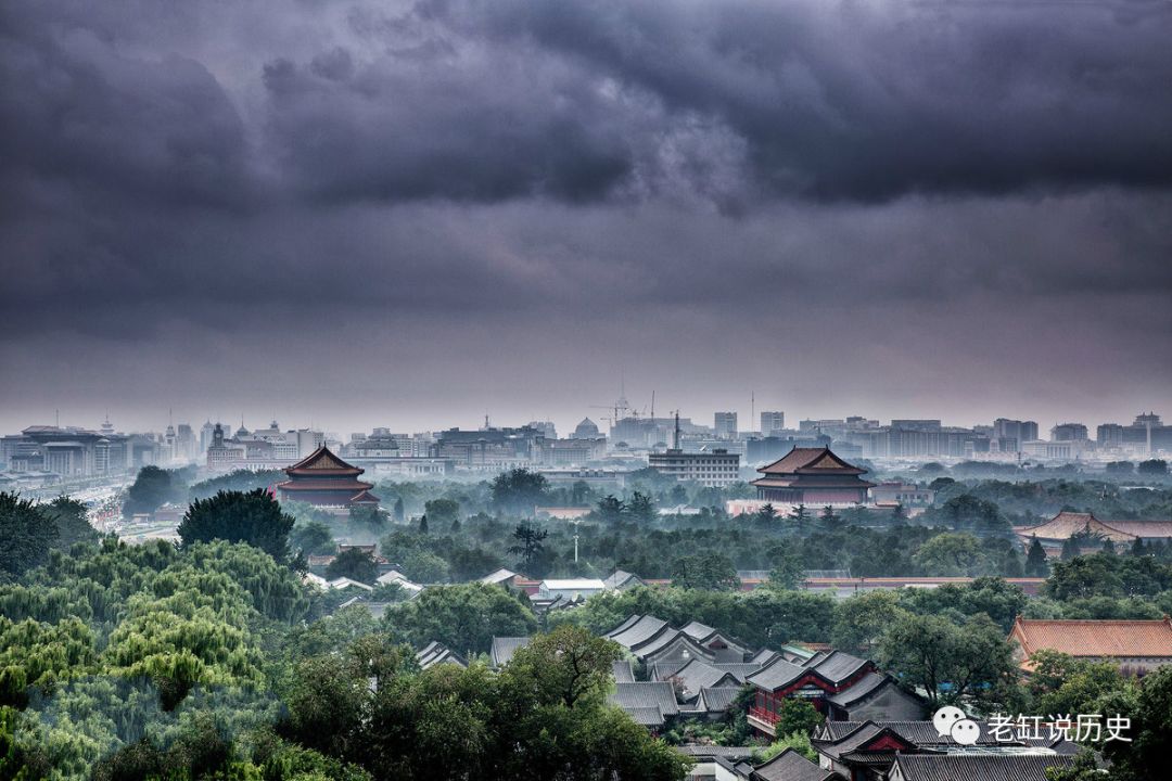 南朝四百八十寺,多少楼台烟雨中