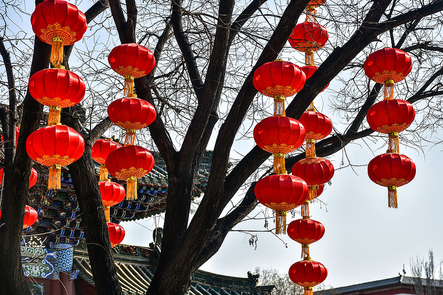 天水伏羲庙,大红灯笼迎新年(天之水网组图)