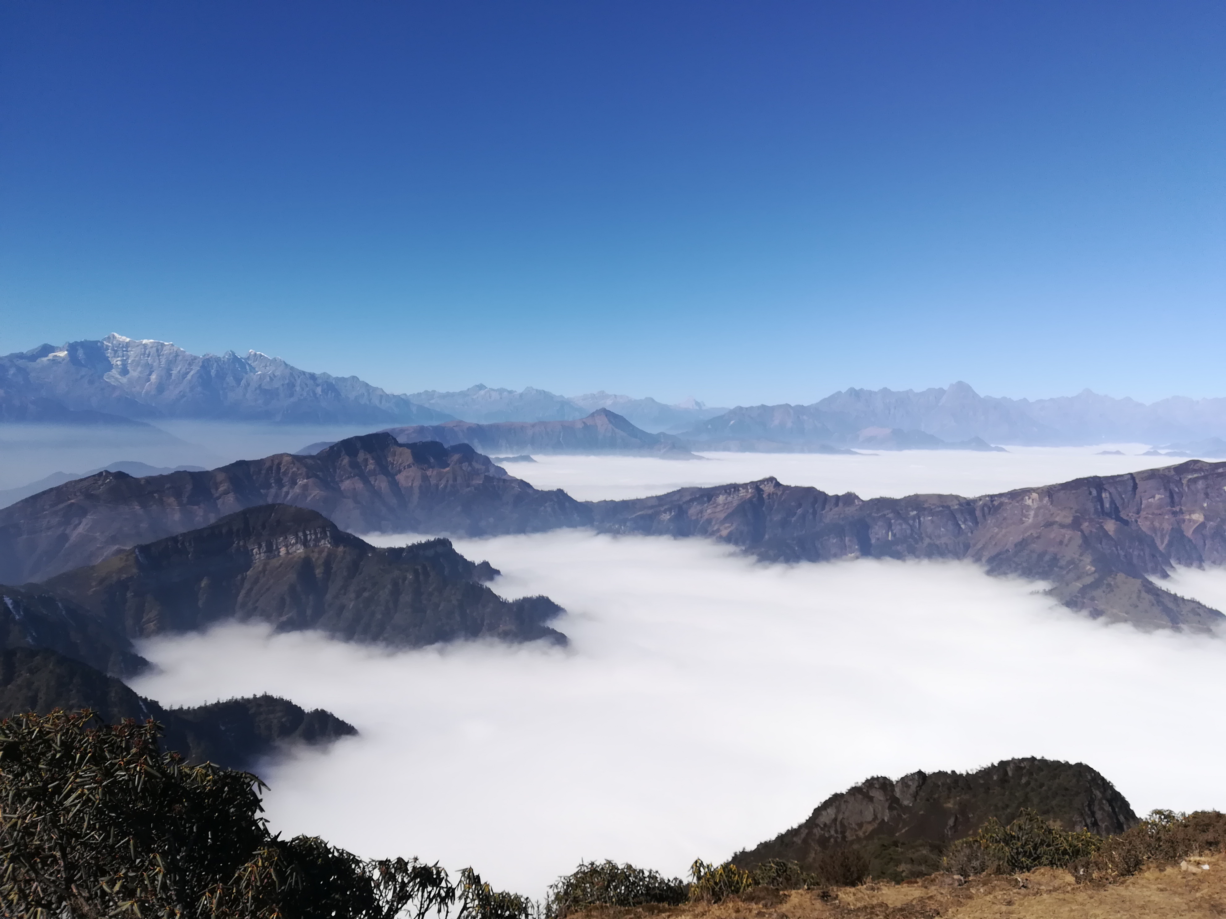 牛背山风景图图片