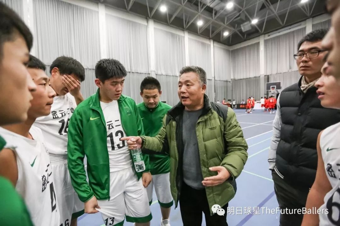 蒋王中学篮球队教练图片