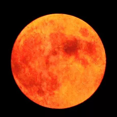 月亮变橙色危险图片