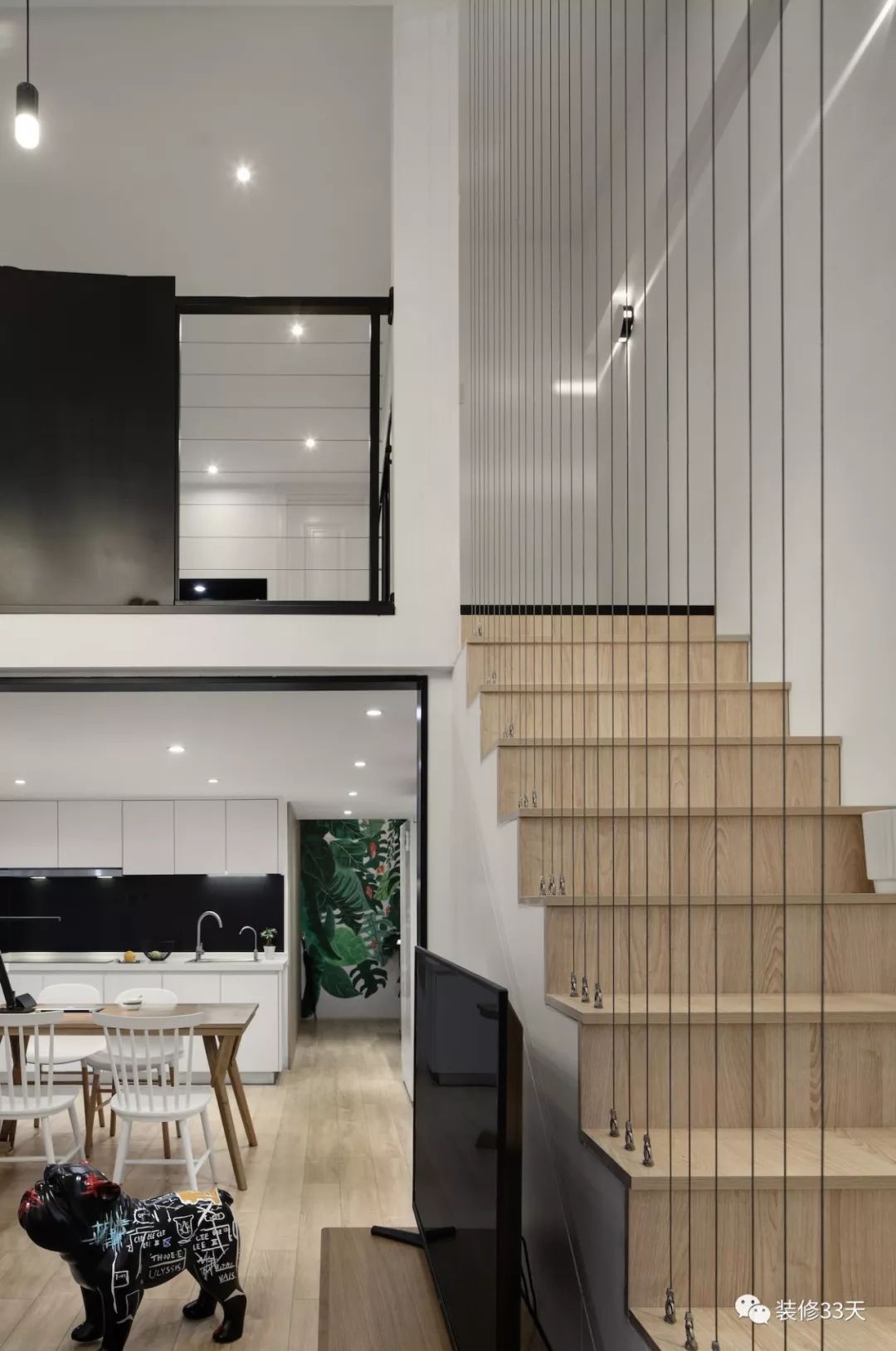 120挑高户型loft公寓黑白木清新北欧物语