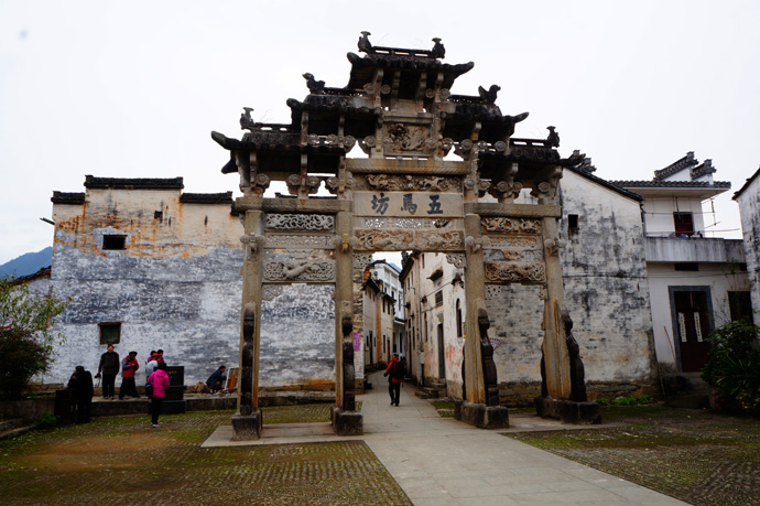 上海出發景德鎮浮樑古縣衙滕王閣屯溪老街許村古建築群4天自駕遊