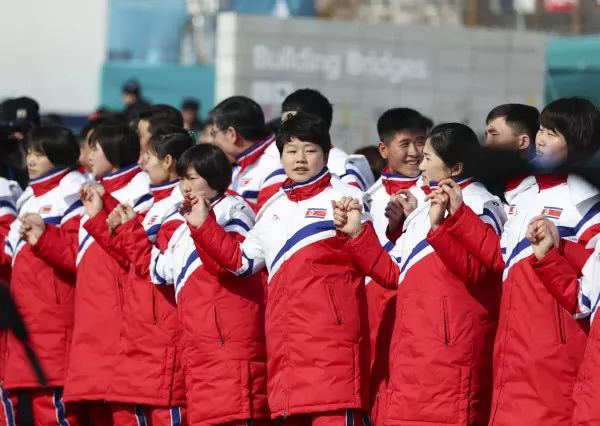 朝鮮運動員為何淚撒韓國奧運村