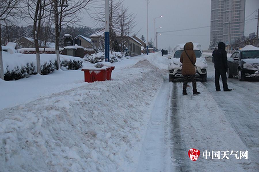 威海雪灾图片