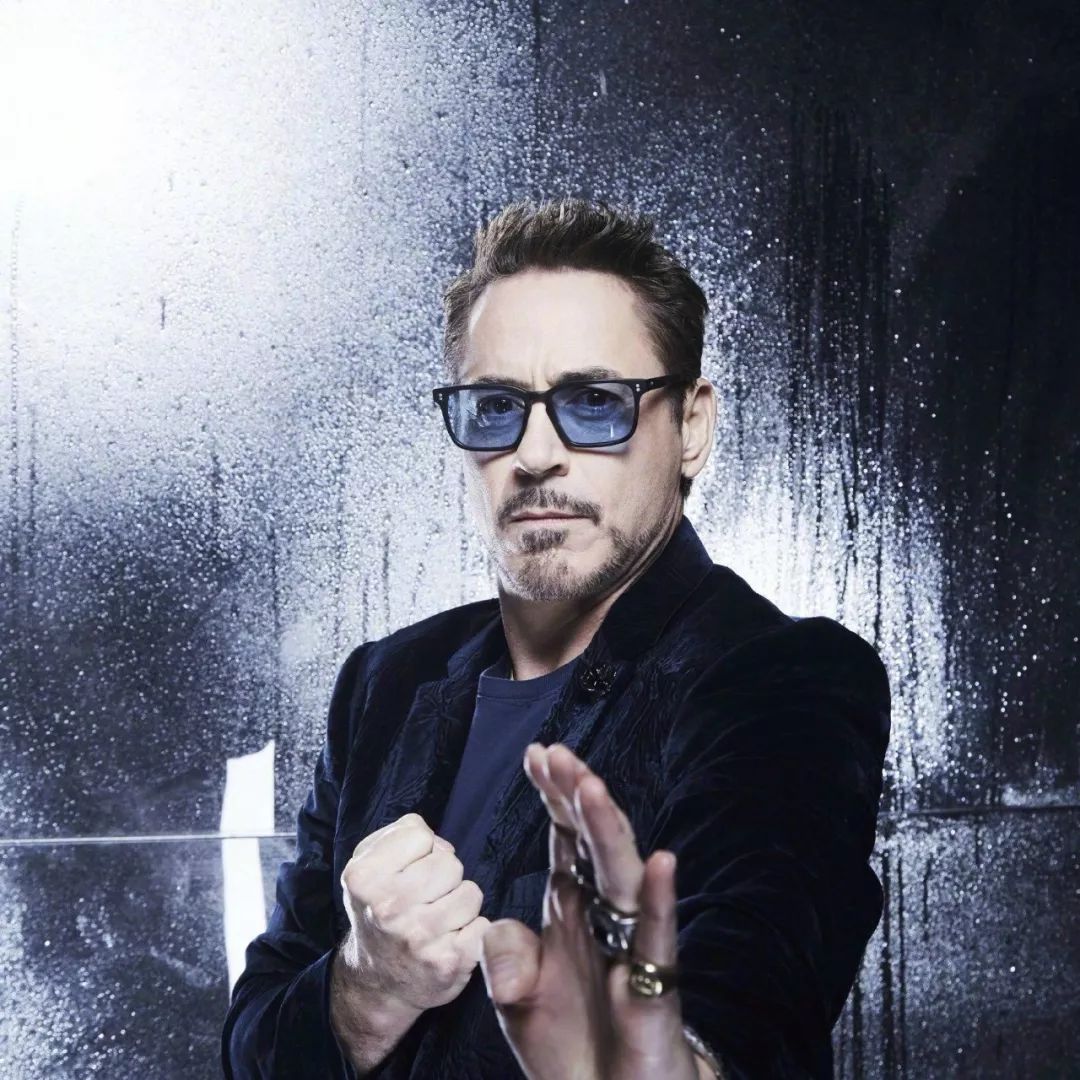 中文名:小罗伯特·唐尼外文名:robert downey jr.