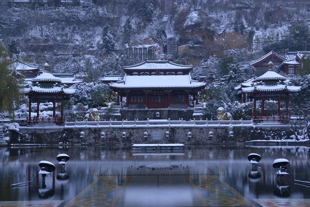 华清宫雪景图片