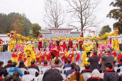 乡村春晚点燃2018"百姓大舞台"春节网络大联欢