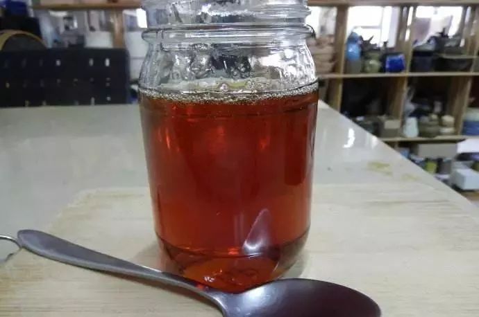 红茶颜色尿液图片图片
