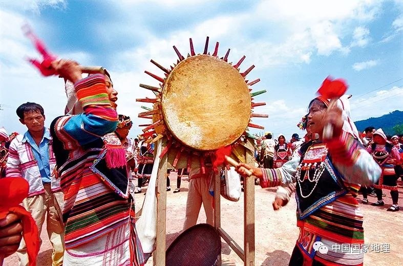 苗族《苗年 山地民族的十月丰收祭》