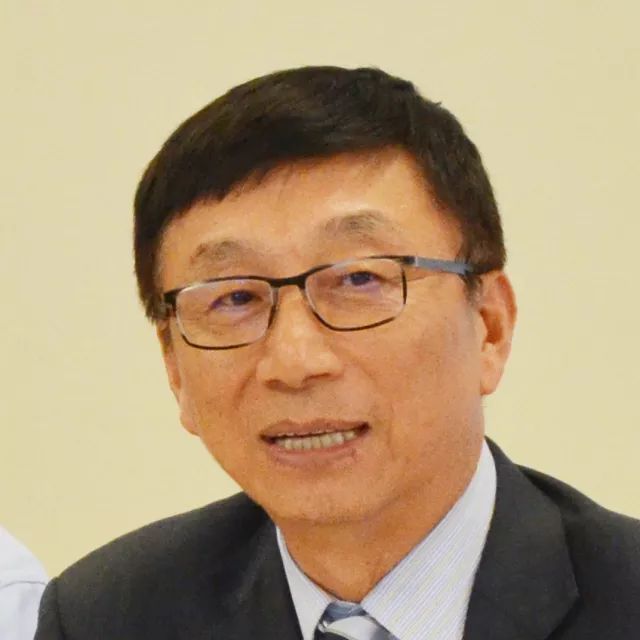 华泰保险集团董事长王梓木,集团总经理赵明浩,华泰人寿董事李存强,总