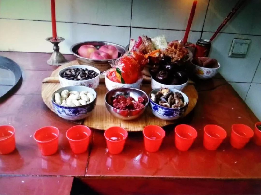 祭祀灶王爷的食物图片