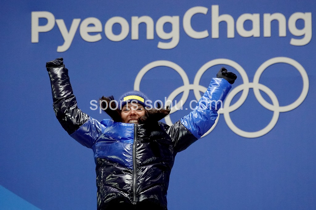 平昌冬奥会首金图片