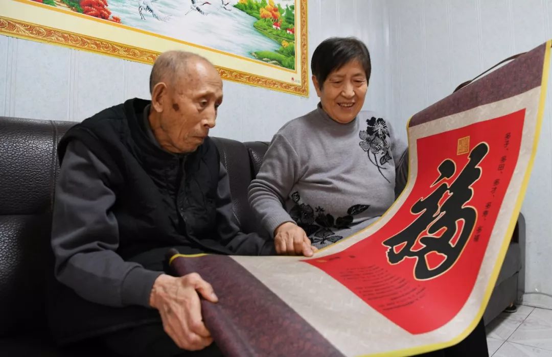 【頭條】咱們這座城還有這樣暖心的兄妹親情,75歲妹妹照顧101歲哥哥40