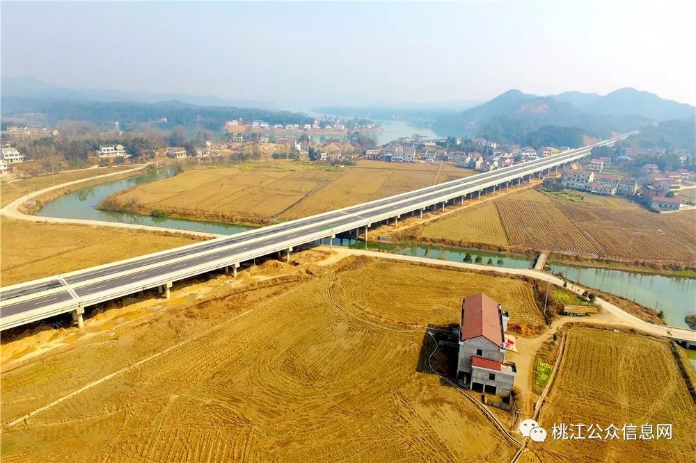 平洞高速公路图片