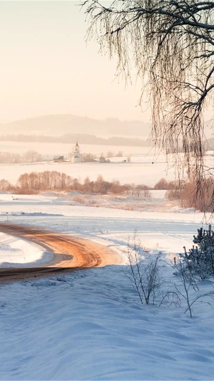 俄罗斯乡村雪景