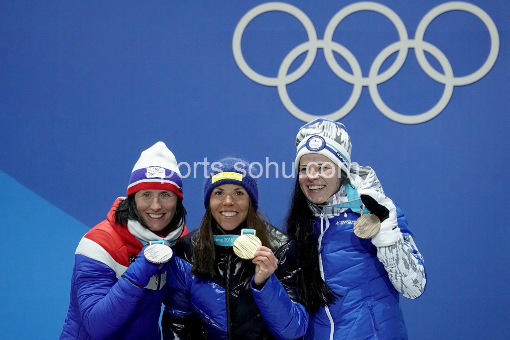 平昌冬奥会首金图片