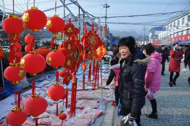 賊噶熱鬧逛傳統民俗集市過年的味道來了