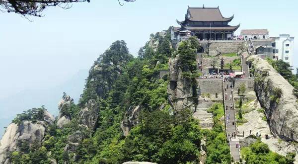 旅遊 正文 2月9日-3月2日(除夕除外) 池州 春節期間 九華山風景區將