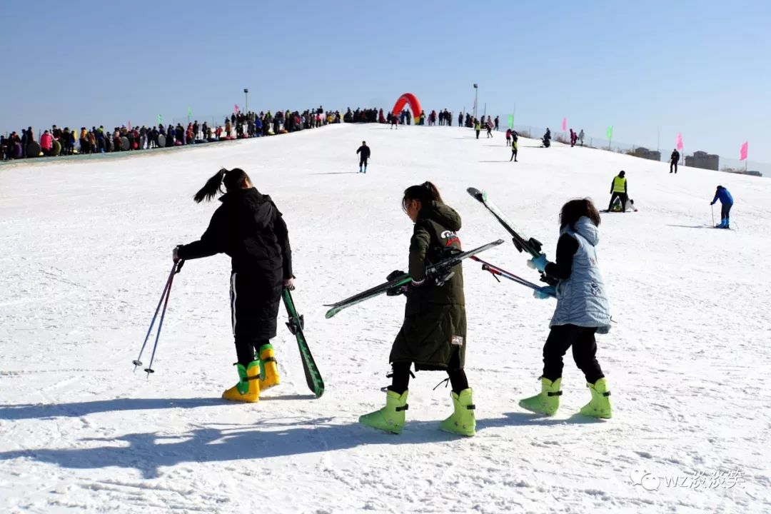 黄谷川滑雪场图片