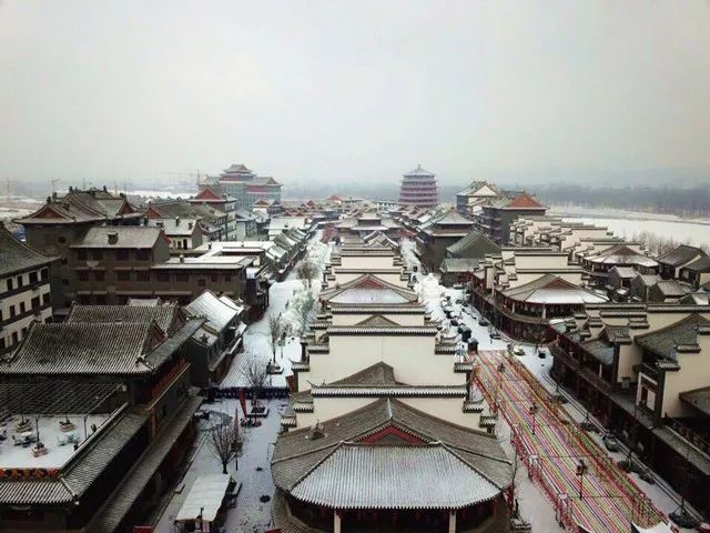 在燕都古城,过年赏雪最相宜