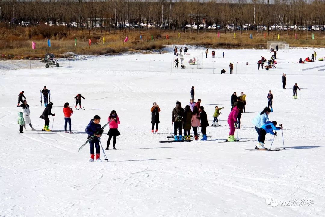 黄谷川滑雪场图片