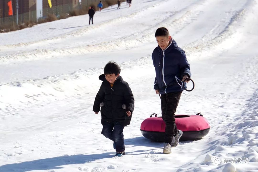 黄谷川滑雪场图片