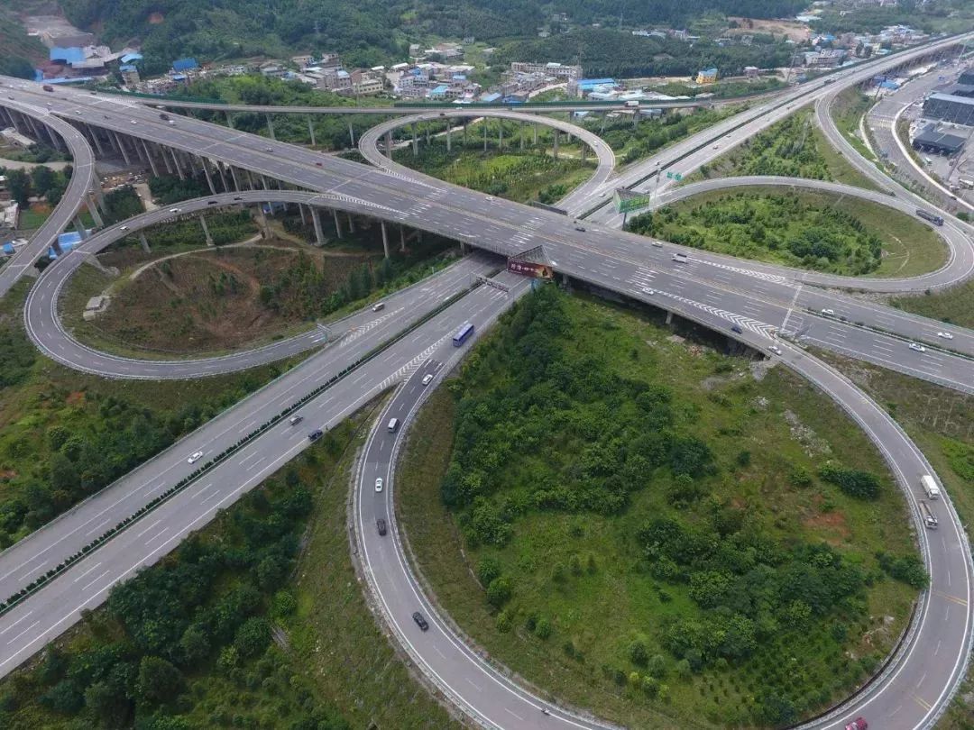 實施貴a牌照小型客車(七座及七座以下)貴陽環城高速公路免費通行方案