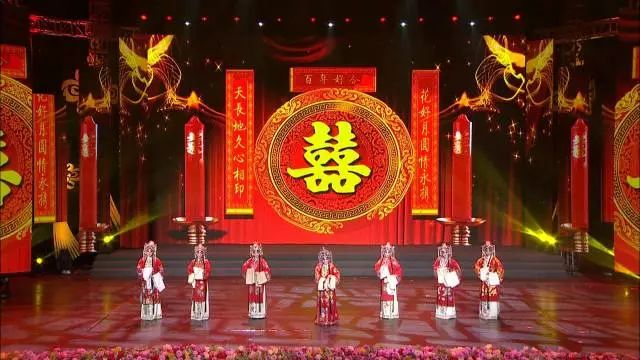 李娟攜眾弟子情真意切溫情演藝隴上姐妹花表演《庵堂認母》名家竇鳳琴