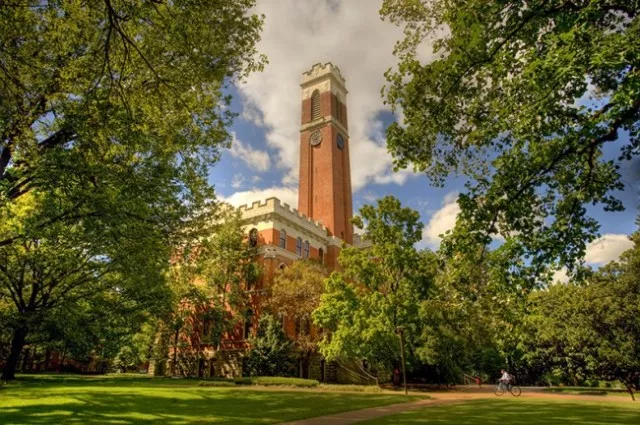 全美国最美丽的大学—范德堡大学