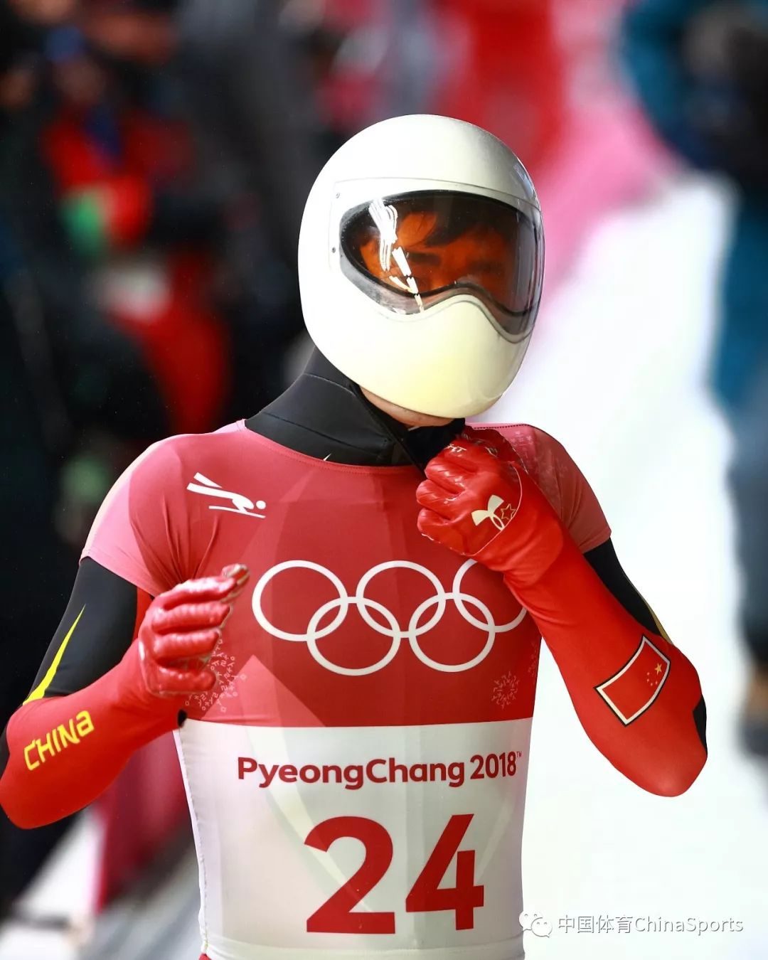 匹克滑行中心进行,选手耿文强完成中国运动员在该项目上冬奥会的首秀