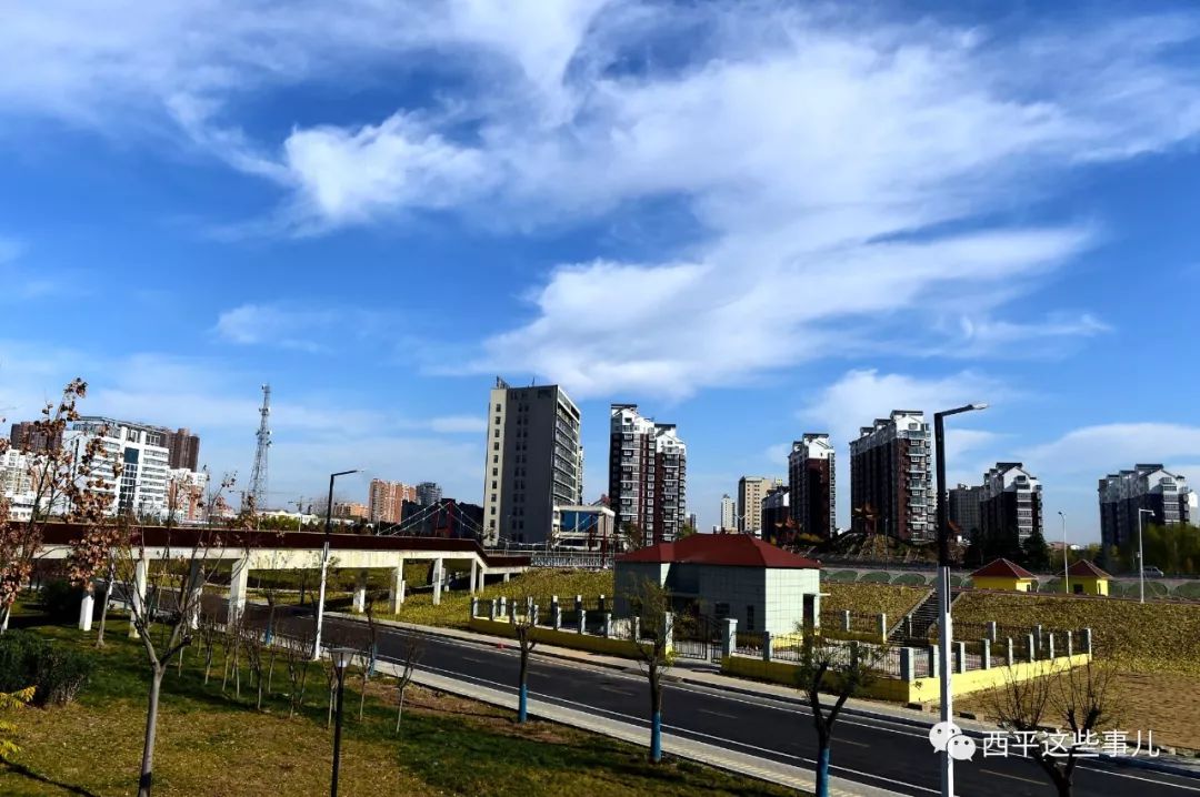 2017年,西平縣城又新建了多處風景優美的遊園,成為市民休閒娛樂的好