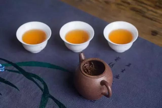 客來敬茶春節奉茶禮儀你知道多少