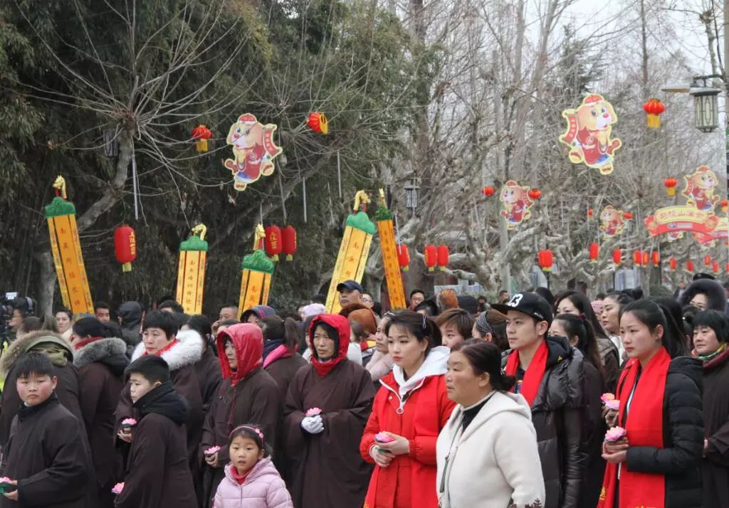 虔诚!震撼!马陵山千人祈福传灯法会隆重举行!